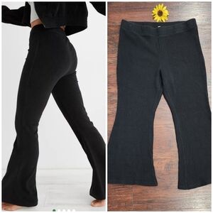 Aerie Groove-On Rib Velour Flare Pant 🩶🖤
